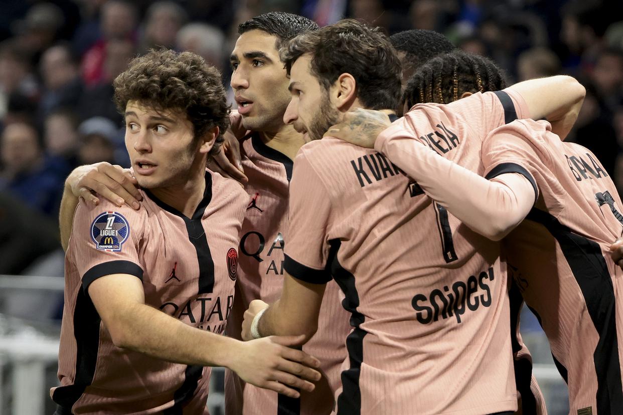 宝威在线入口 -包含赛后英超焦点战，皇家马德里临场应变，压力陡增，团队化学反应显著的词条