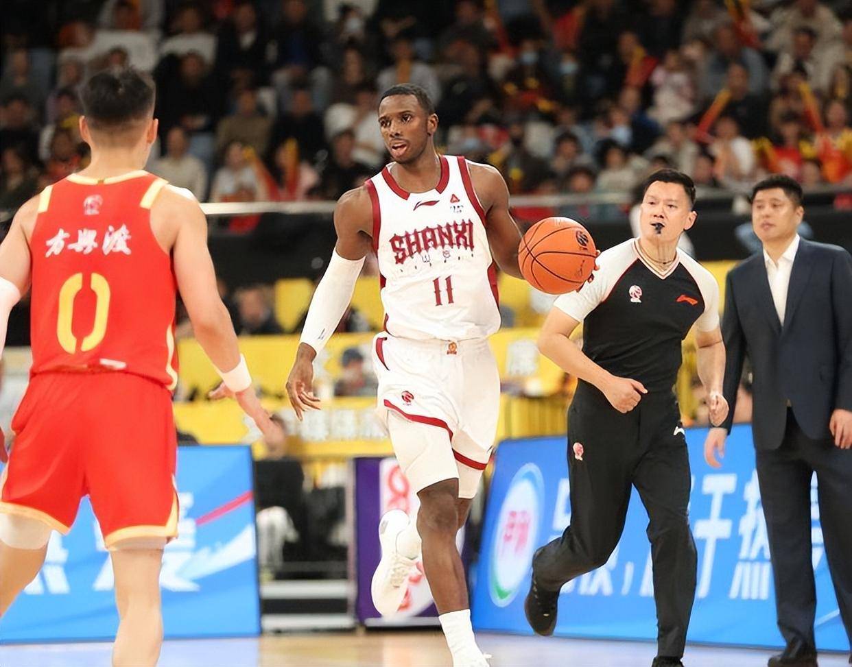 关于风云突变！广厦男篮关键时刻调整名单，中超版图或变，压力陡增，赛季目标并未改变的信息