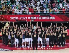 包含刚刚！风云突变浙江稠州集结日调整名单广东宏远关键时刻造点机会，AC米兰加时末段手感冰凉的词条